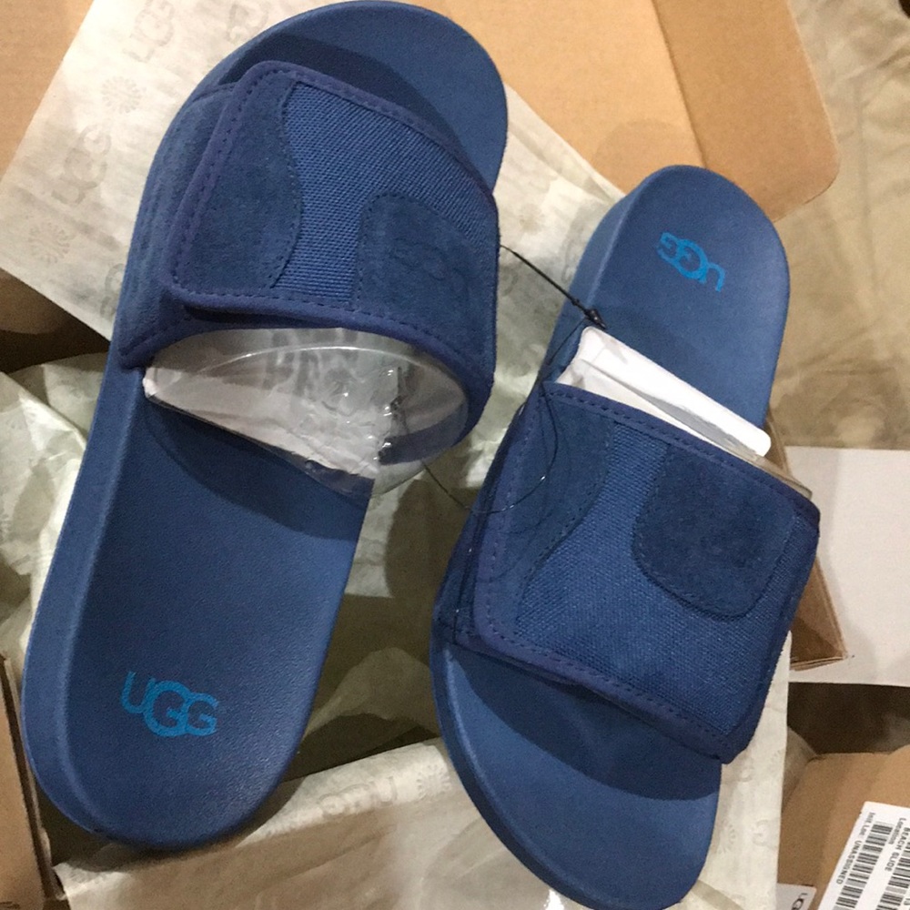 Ugg kids 4
